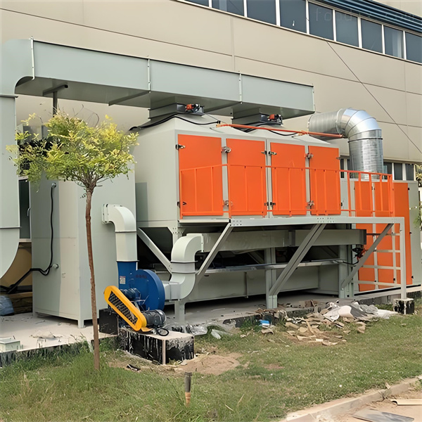 如何清洗和更换RCO设备中的换热器？